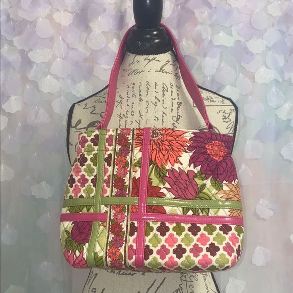 NWOT Vera Bradley Hello Dahlia Bag